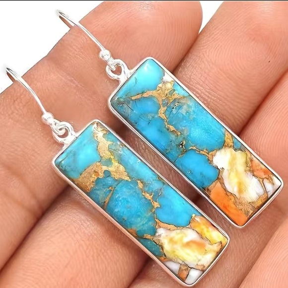 Silver tone rectangle drop earrings. 1”x.5”. Color pattern under clear top. NIP - Picture 3 of 4